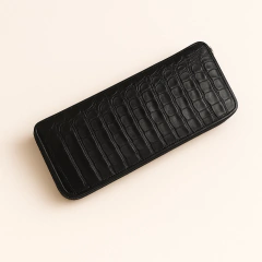 Billetera Barbie cuero croco negro en internet