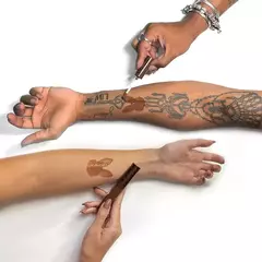 Chocochilli Gloss Labial by FRANCINY EHLKE - loja online