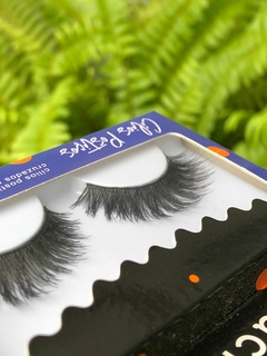 Cílios Postiços Cl3-14 MACRILAN Volumosos, Fios Cruzados E Maiores No Canto - comprar online