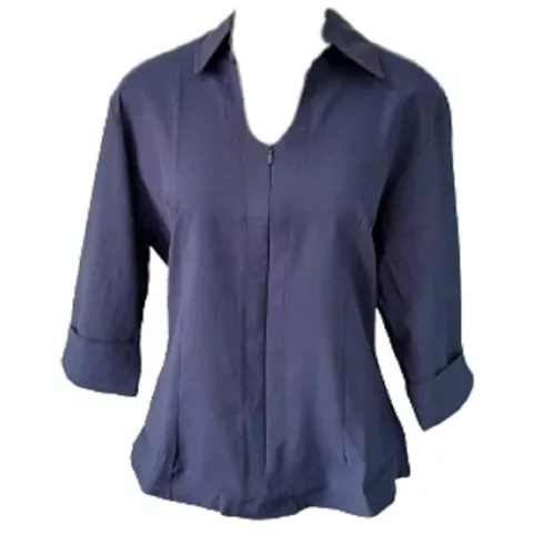 Camisa Social Feminina Manga 3/4 de Zíper
Eleve seu guarda-roupa com a Camisa Camisete Feminina Social Manga 3/4, a escolha ideal para mulheres que buscam um toque de sofisticação e versatilidade em suas produções! Esta camisete é perfeita para qualquer o