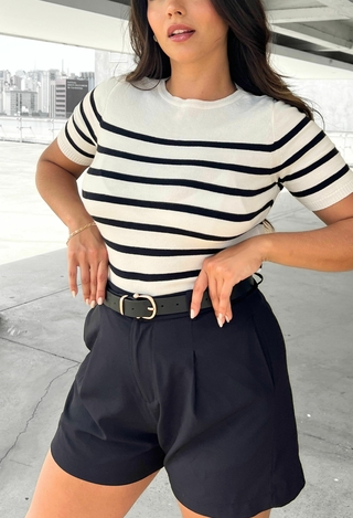 Blusa tricot listrada branca com preta