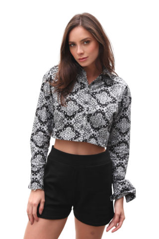 Camisa cropped estampa bandana PRETA