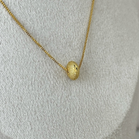 Colar com Esfera Fosca Banhado com Ouro 18k