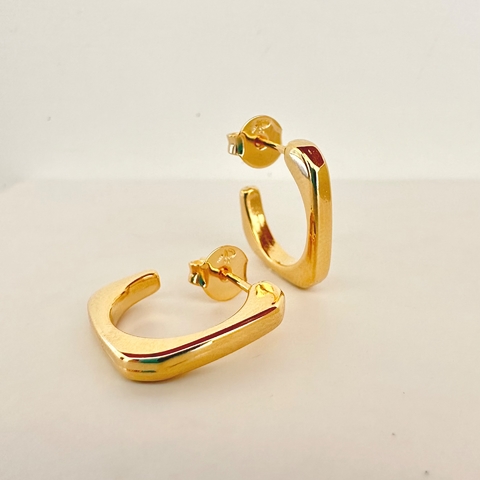 Brinco de Argola Quadrada Banhada com Ouro 18k