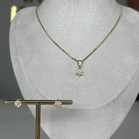 Conjunto Colar e Brinco Flor Cravejado com Zircônias Banhado com Ouro 18k