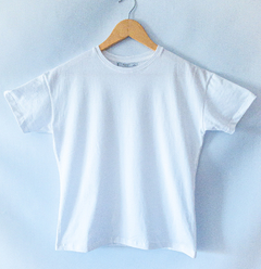 Remera escote Redondo lisa - tienda online
