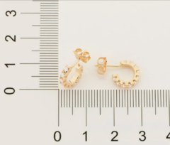 Brinco meia argola folheada a ouro 18k com 20 zircônias - tam.único 526644 na internet