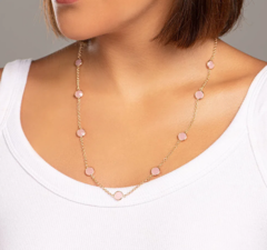 Gargantilha com cristais Rosa folheada a ouro 18K 532062 - comprar online