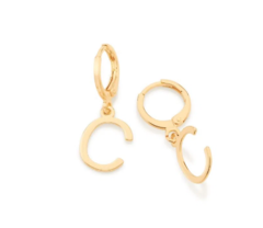 Brinco argola com letras folheado a ouro 18K letra C 526614 - comprar online