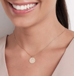 Medalha profissão serviço social folheada a ouro 18k- tam.único 542382 - comprar online