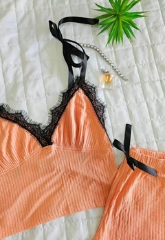 Baby Doll de alcinha com cetim e shorts salmão - EA intimates