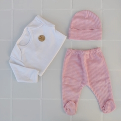 Ajuar 3 piezas: Body BLANCO + Ranita + Gorro RAYADO ROJO en internet