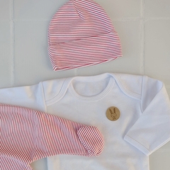 Ajuar 3 piezas: Body BLANCO + Ranita + Gorro RAYADO ROJO