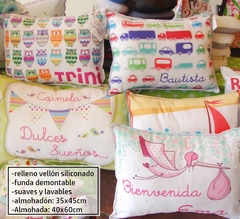 Almohadones con NOMBRE 35 x 45 cm FLORES en internet