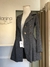 Trench coat cinza grafite na internet