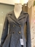 Trench coat cinza grafite na internet