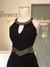 Vestido preto tubinho detalhes prata na internet