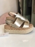 Sandália flatform dourada - NINA MELANINA BRECHÓ