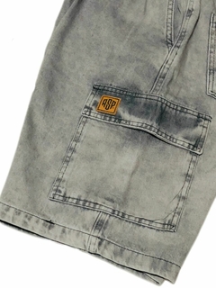 Bermuda cargo Aspecto jeans estonada na internet