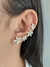 Par de brinco ear cuff dourada de cristal flores na internet