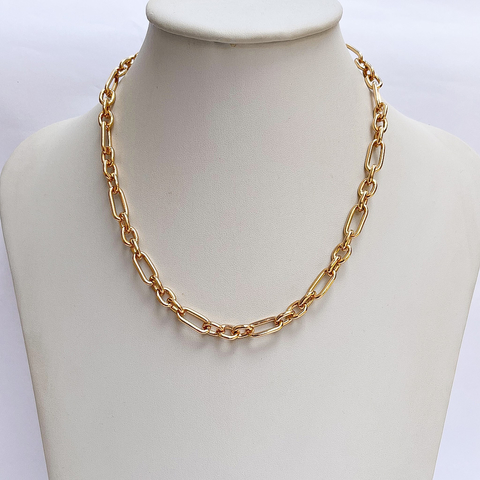 Colar Elos Diferentes Grossa Dourada