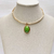 Colar Meio Aro Dourado Pedra Verde