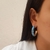 Brinco Argola Esmaltada Azul/Dourada na internet