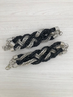 Pulsera de cuero color negro en internet