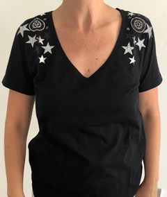 Remera Moon Ligth - comprar online