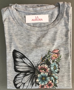 Remera Mariposa Floral - comprar online