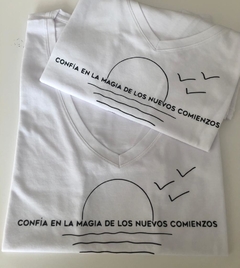 Remera Confía en la Magia - comprar online