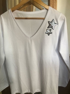 Remera con estrellas manga larga - comprar online