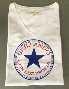 Remera Brillando con luz propia