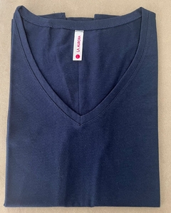 Remera básica manga corta cuello V ( azul marino)