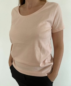 Remera Basica manga corta cuello redondo (Rosa) - comprar online