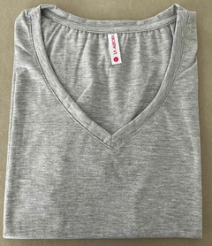 Remera Basica manga corta cuello redondo (Gris Melange)