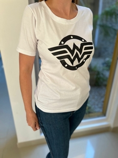 Remera Mujer Maravilla