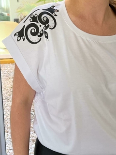 Remera Oversize Aurora - comprar online