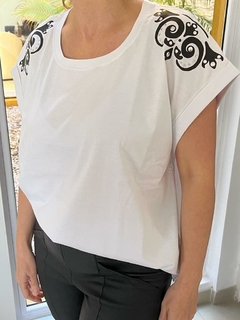 Remera Oversize Aurora