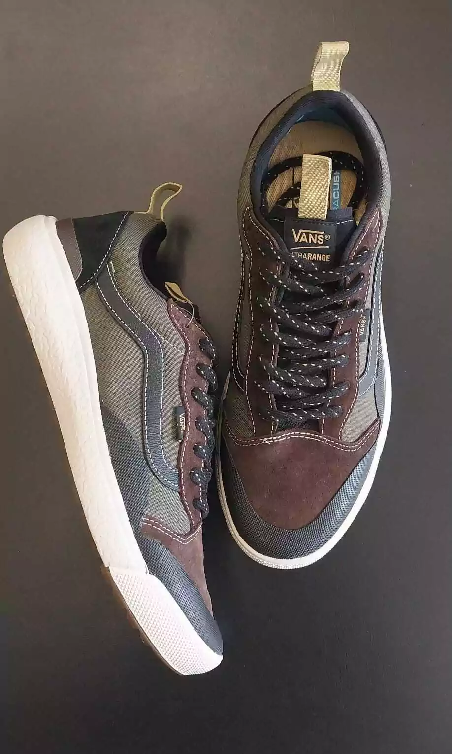 Tênis Vans ULTRARANGE EXO SE BLACK OLIVE VN-0A4UWMBKOC
