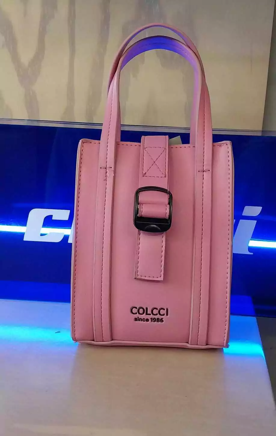 Bolsa Mini Tote Fivela COLCCI 90.01.11179