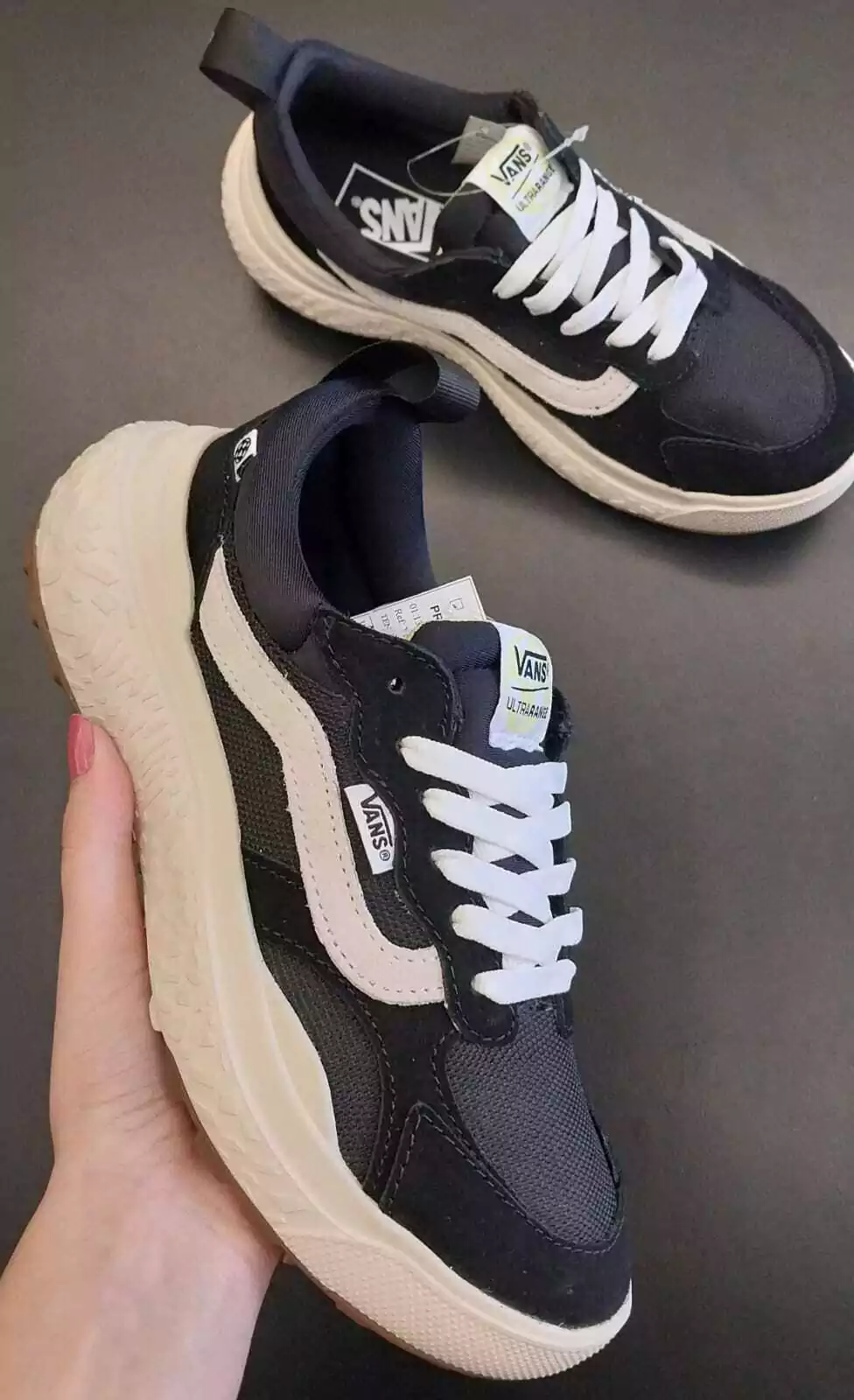 Tênis VANS ULTRARANGE NEO VR3 BLACK/WHITE VN-000BCEBA2