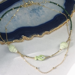 Conjunto colare; colar com esferas jade verde facetadas com entremeio peixe, colar com bolinhas no banho de ouro 18k na internet