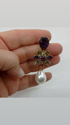 Brincos em cristal flor com perolas shell