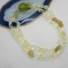 Colar cristal craquelado, cristais rolados com fecho em pedra Ágata