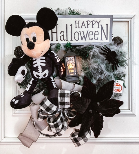 001 Guirlanda de Halloween c/ Mickey Esqueleto e Lanterna - 45cm