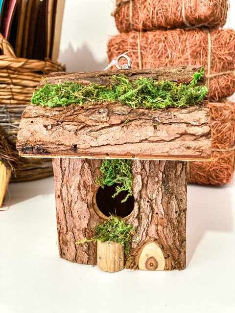 Casinha de pássaros em madeira c/ gancho