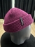 Gorro stranger (vermelho) na internet