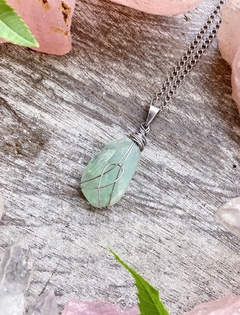 Colar Calcita verde - comprar online