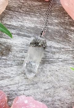 Colar quartzo com pirita - comprar online